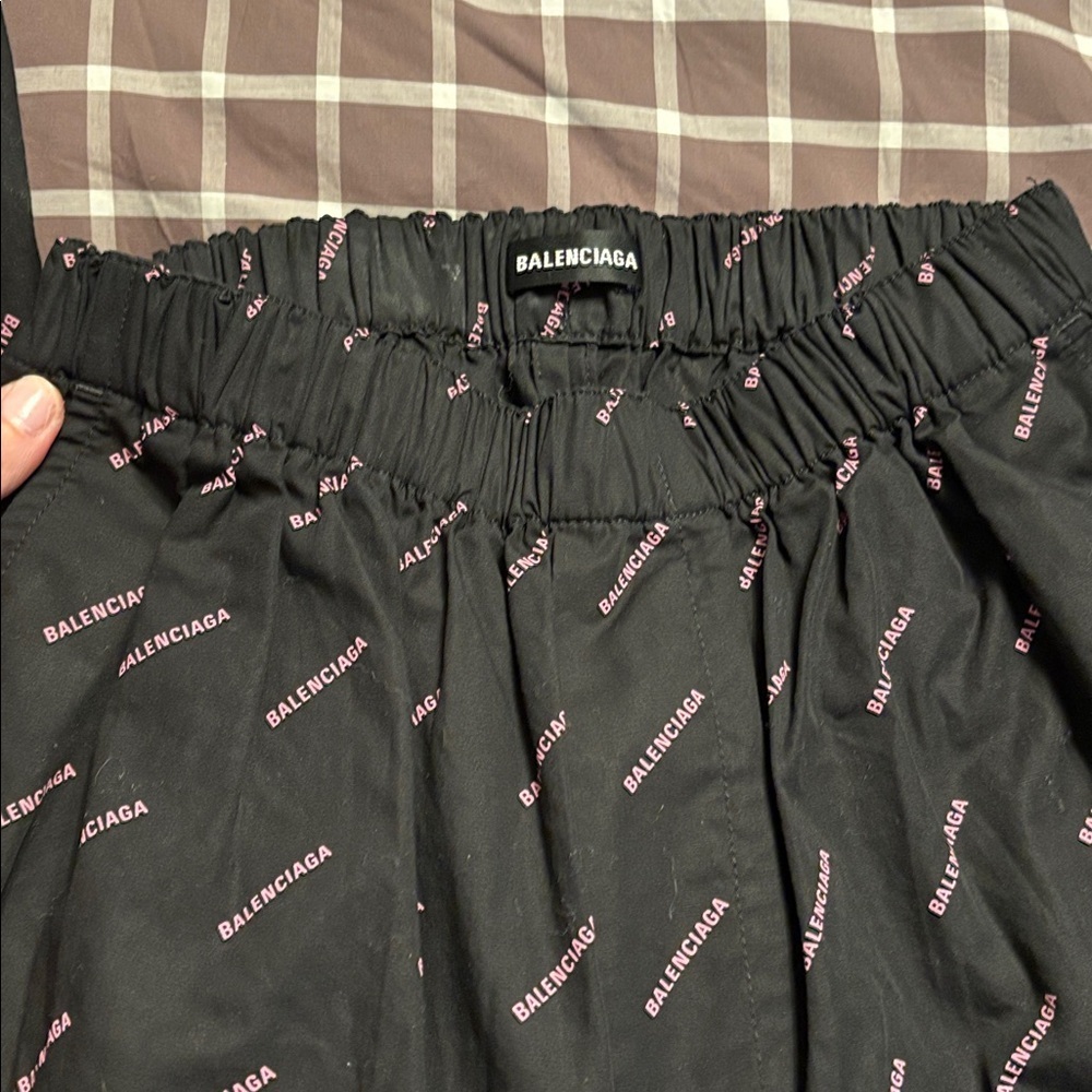 Balenciaga logo repeat pajama pants- size 44 - Picture 4 of 11